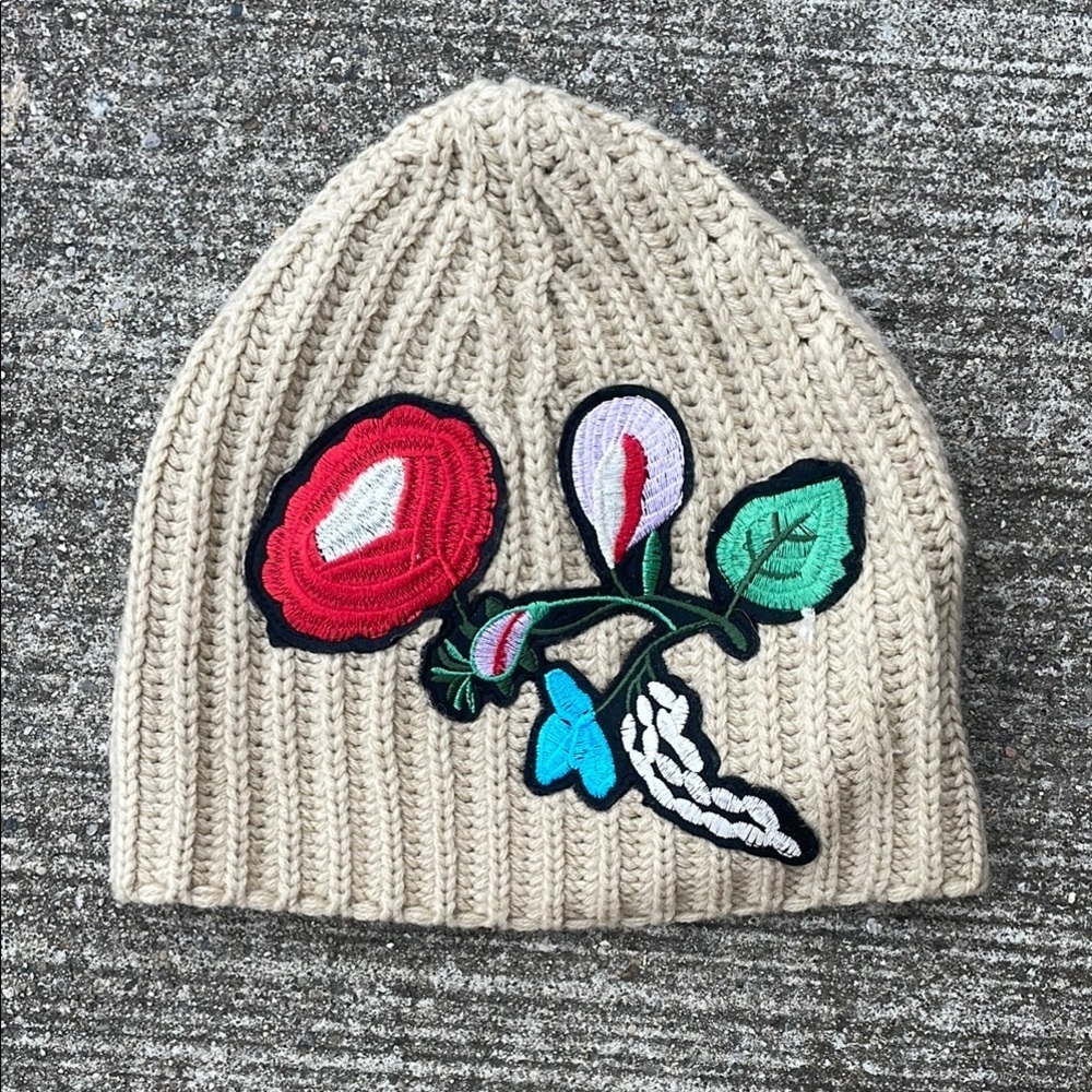 Tabitha Webb tan off white beige floral‎ embroidered beanie hat knitted flowers